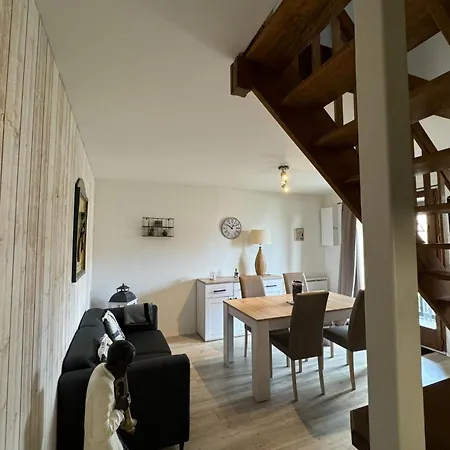 Comfortable Duplex With Furnished Balcony Ouistreham