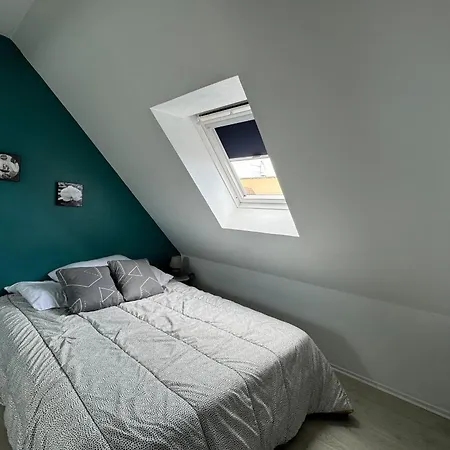 Comfortable Duplex With Furnished Balcony Ouistreham