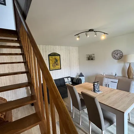 Comfortable Duplex With Furnished Balcony *